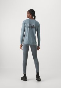 Patagonia ENDLESS RUN 7/8 - Punčochy - nouveau green