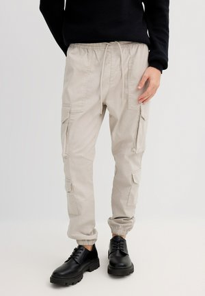 JOGGER  - Pantalones cargo - beige