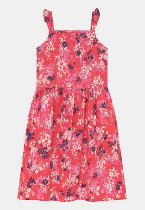 Rød ærmeløs kjole med pink, hvid og mørkeblå blomsterprint, indsnævret talje og skulderstropper.