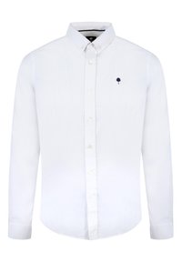 Camisa blanca de manga larga con botones, hecha de algodón, que presenta un cuello, botones frontales y un pequeño logo de árbol en navy en el lado izquierdo del pecho.