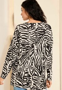Friends Like These V NECK - Langarmshirt - zebra