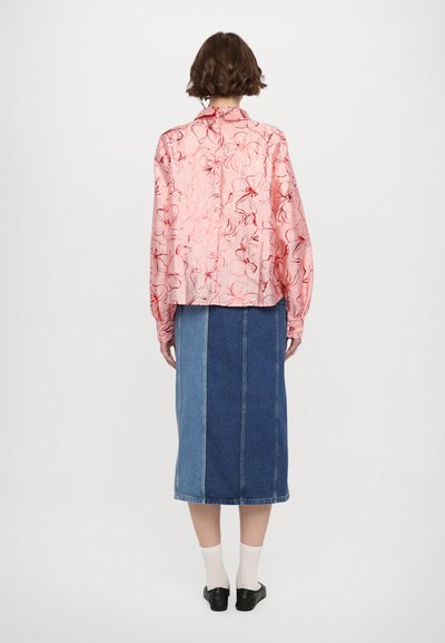 Stine Goya GATHERED LONG SLEEVE - Bluse - pink
