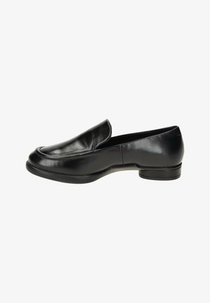 Schwarzer Lederloafer, glatte Textur, abgerundete Spitze, flaches Profil, minimale Nähte und eine flache Gummisohle. Keine sichtbaren Beschläge oder Akzente.