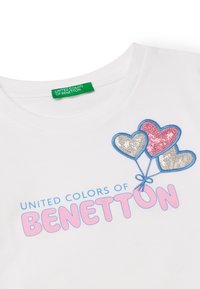United Colors of Benetton SHORT SLEEVE  WITH  EMBROIDERY. REGULAR FIT - Triko s potiskem - white