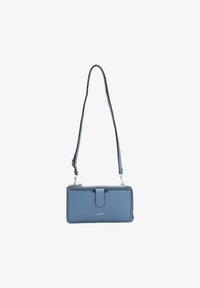 Unselected, wintersky