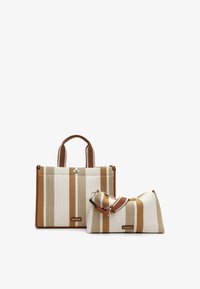 Non sélectionné, sand