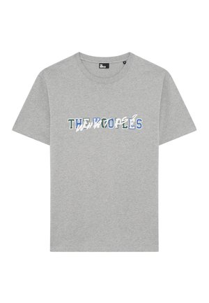 Pilkas medvilninis marškinėliai trumpomis rankovėmis ir apvaliu kaklu, su spalvingu teksto dizainu: "THE KOOPLES" su skirtingomis mėlynų ir žalių atspalvių.