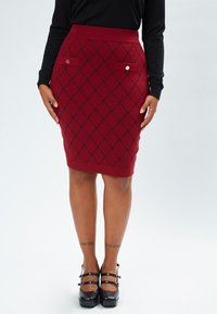 Unausgewählt, bordeaux