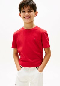 Tommy Hilfiger TEE 2 PACK UNISEX - T-shirt basic - desert sky primary red