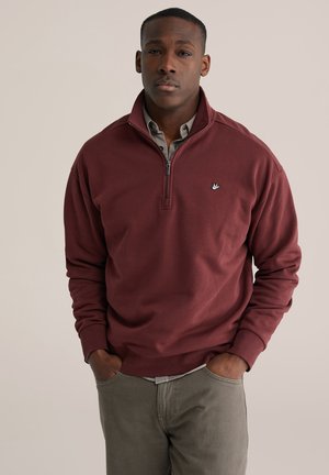 Sweater - vintage red