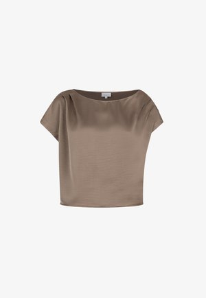 Korte mouwen, bruin top gemaakt van soepele stof met een brede, ronde halslijn en subtiele draping bij de schouders. Eenvoudig, relaxed ontwerp.
