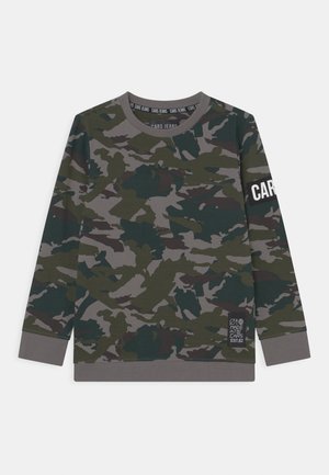 Felpa a maniche lunghe con stampa mimetica, polsini grigi, collo grigio, marchio "CARS" sulla manica e una piccola toppa con logo vicino all'orlo.