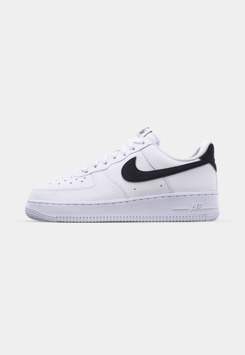 Nike Sportswear AIR FORCE 07 Trainers white/black/white
