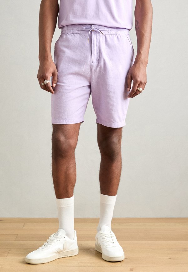 SEASONAL CORE BERMUDA - Shorts - bright lavender