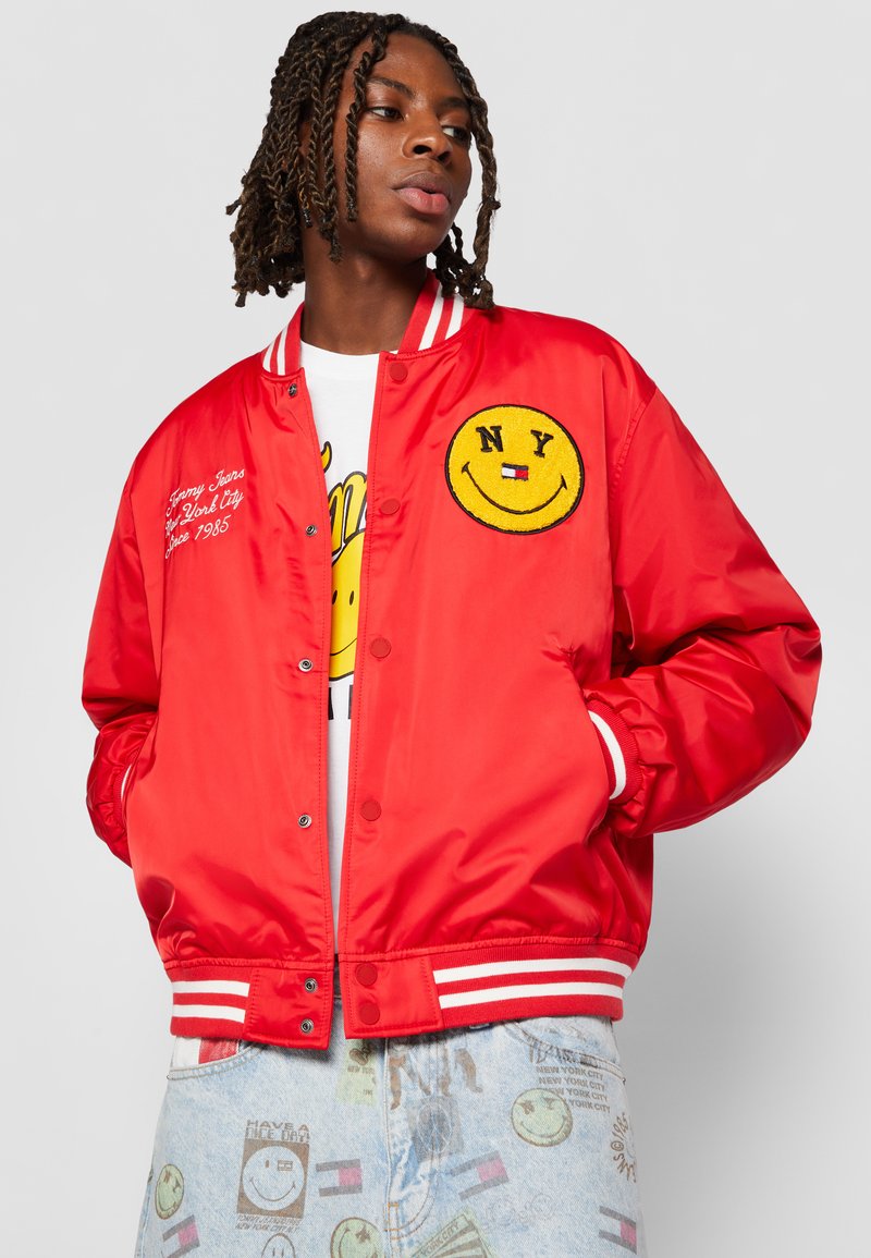 red tommy hilfiger bomber jacket