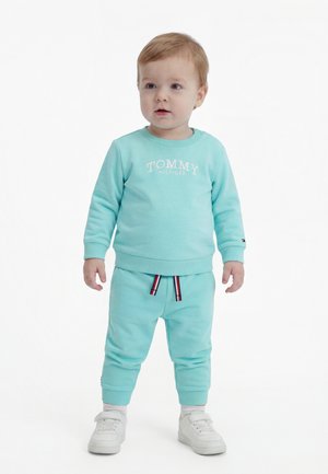 Tommy Hilfiger LOGO SWEATSHIRT AND JOGGERS SET - Felpa - ocean spray