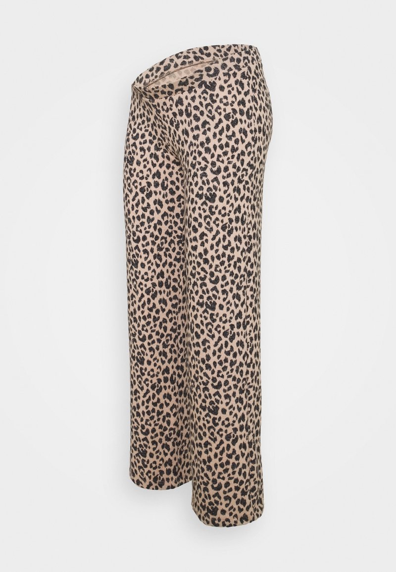 Kalhoty s potiskem leopardí srsti v širokém střihu, vyrobené z jemné, lehké látky. Mají vysoký pas a volný střih, v neutrální béžové a černé barevné kombinaci.