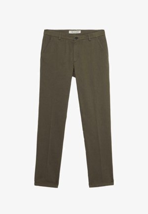 Olivgrüne, schmal geschnittene Herrenhose mit Gürtelschlaufen, vorderem Knopf- und Reißverschluss, Seitentaschen und einem Etikett am Bund.