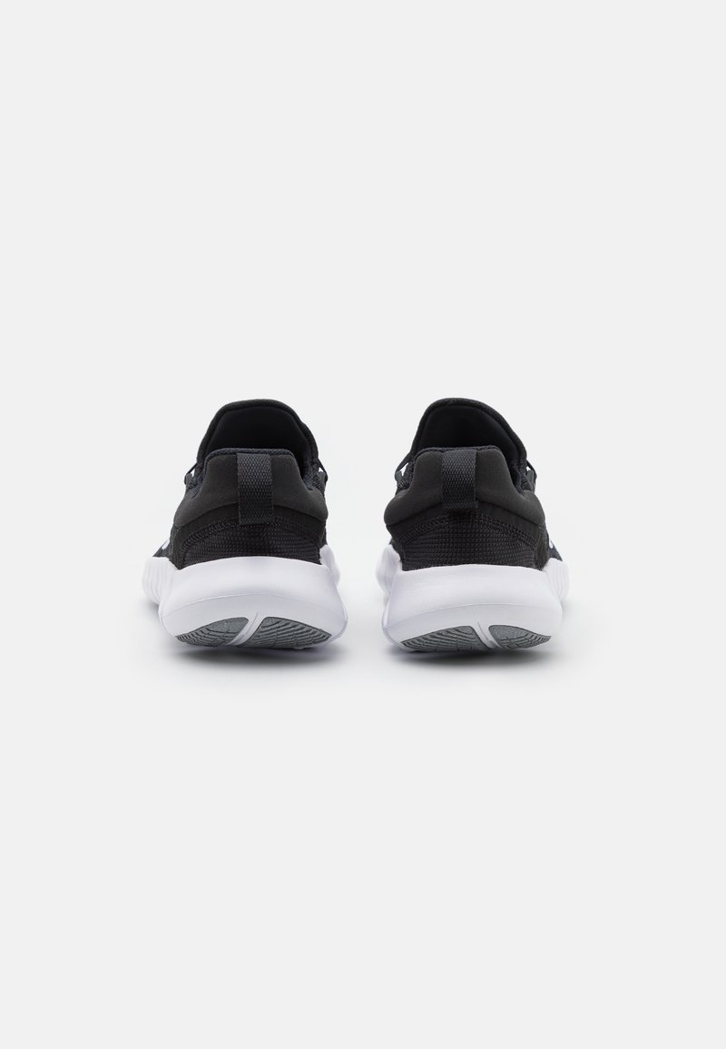 Nike Performance 5.0 2021 - Zapatillas de running black/white/dark smoke grey/negro - Zalando.es