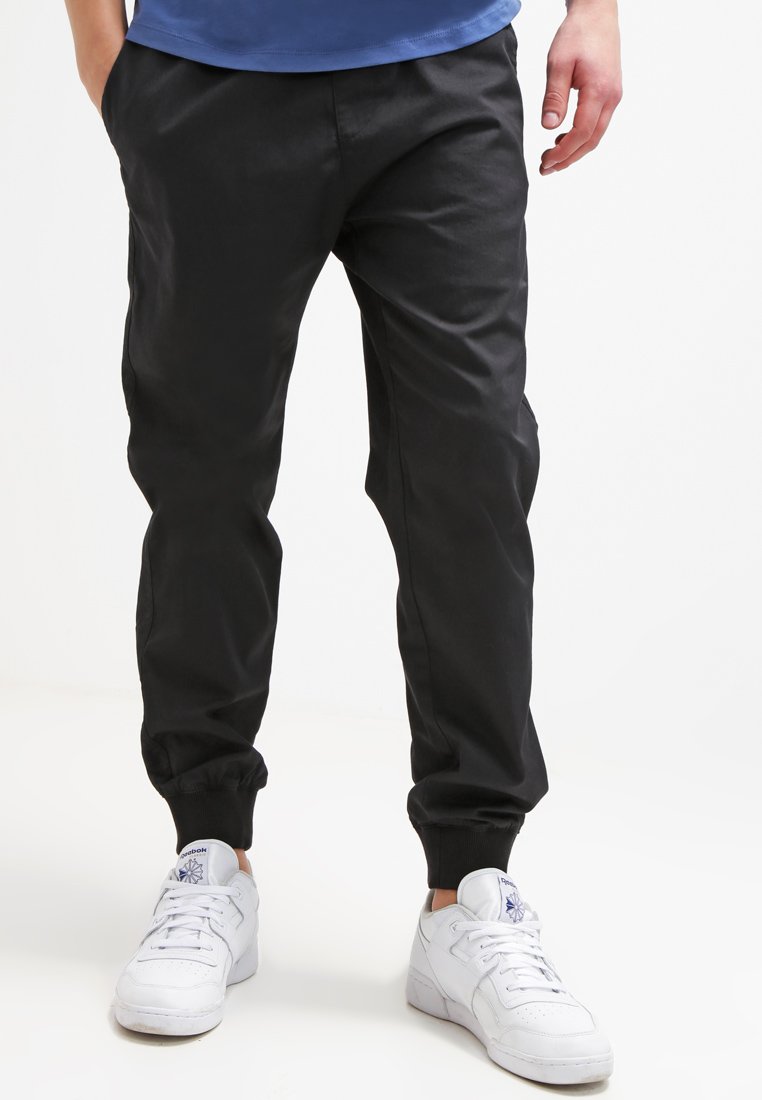 carhartt madison jogger black