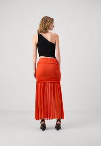 Gestuz MESSI LONG SKIRT - Maxi szoknya - cherry tomato