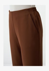 Ausgewählt, bitter coffee