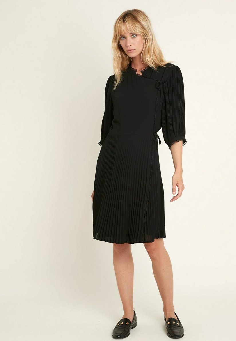 robe noir 123