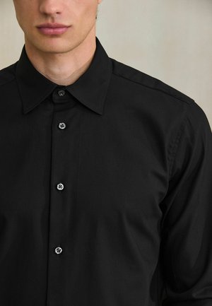 Next, REGULAR FIT - LONG SLEEVE SOFT TOUCH SMART SHIRT - Business skjorter - black