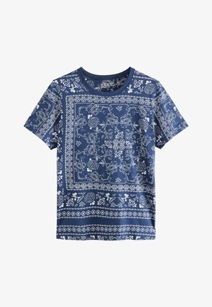 Next, REGULAR FIT - BANDANA PRINT ESSENTIALS T-SHIRT . - Tričko s potlačou - blue navy