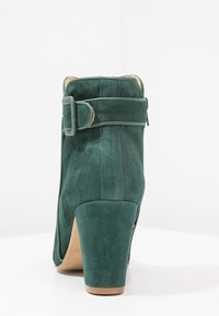 Shoe The Bear Botines bajos - evergreen