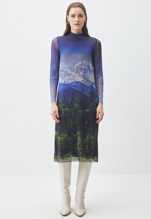 TURTLENECK PATTERNED MIDI  - Robe de jour - blue