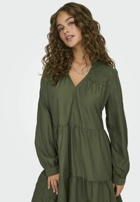 ONLY ONLOLIVIA  - Nappali ruha - khaki