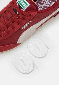 Puma Sneakers - bordeaux