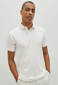 Next THREE PACK - Pólóing - white black navy blue geo print