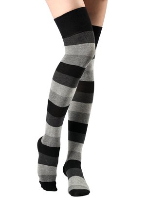 Calzini al ginocchio con strisce alternate nere e grigie. Realizzati in materiale morbido ed elastico con una parte superiore a costine nera.