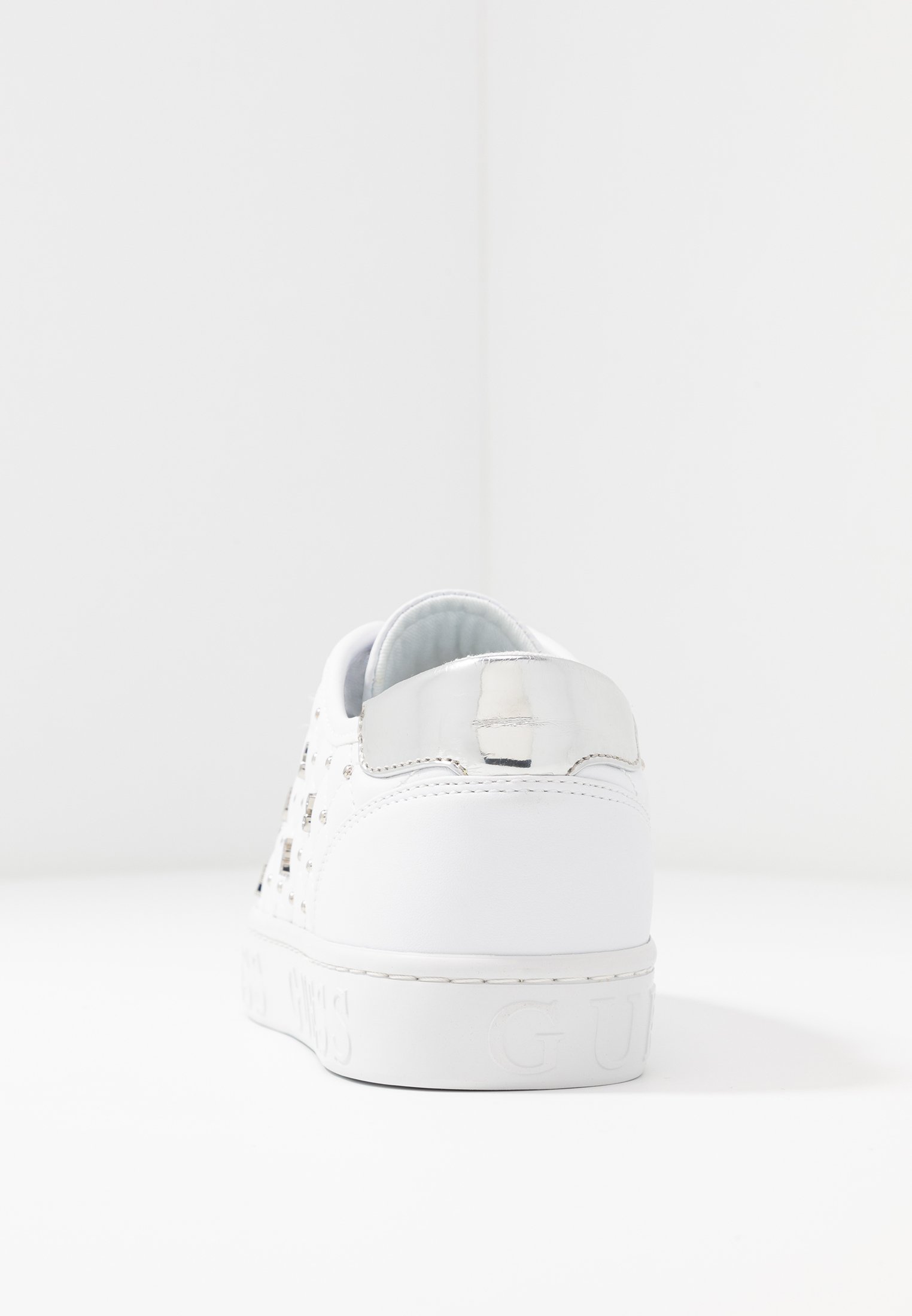 Guess GLADISS Joggesko white Zalando.no Guess FREETA Høye joggesko white Zalando.no