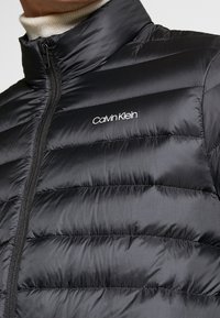 Calvin Klein Dunjakker - black