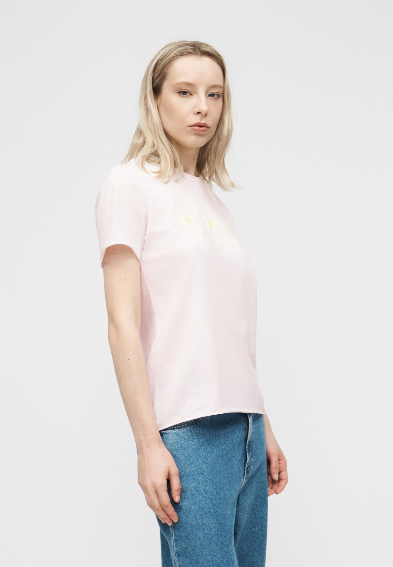ONLLUCY LIFE DAISY TEE
