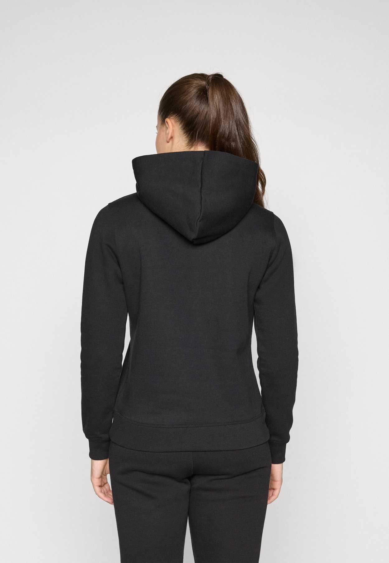 BASICS HOODIE LARGE LOGO