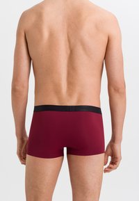 Hanro MICRO TOUCH - Boxerkalsong - ruby