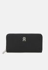 EMBLEM LARGE - Wallet - black