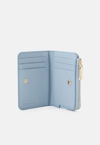 Coccinelle Maks - mist blue