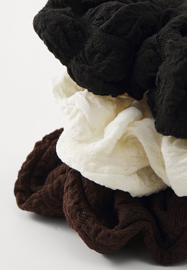 PCRINAMA SCRUNCHIE 3 PACK - Hair styling accessory2