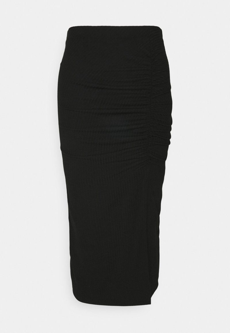 Jupe crayon noire longueur genou avec des détails froncés sur un côté, ourlet droit et silhouette ajustée.