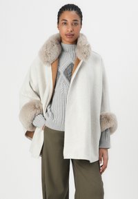 TWINSET Mantella - neve