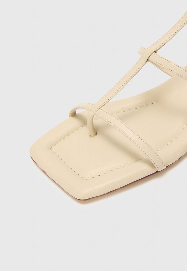 TEVA - Classic heels - sand4