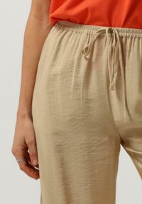 Coster Copenhagen Broek - beige