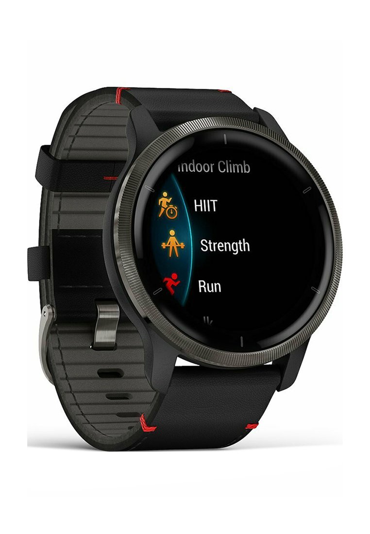 Schwarze Sport-Smartwatch mit rundem Display, Silikonarmband und roten Akzenten. Bildschirm zeigt Aktivitätsmodi: Indoor-Klettern, HIIT, Krafttraining, Laufen.