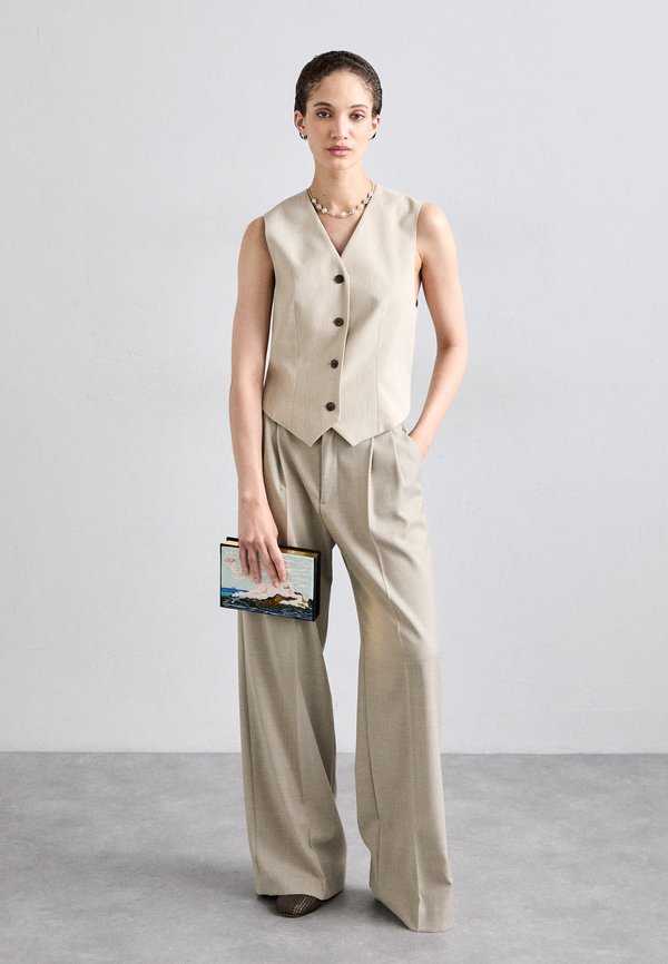 BOOK THE BIRTH OF VENUS - Clutch - hortensia3