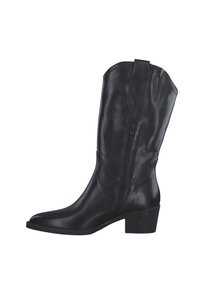 Czarny skórzany trzewik do połowy łydki z bocznym suwakiem, spiczastym noskiem, dekoracyjnym przeszyciem i obcasem typu słupek na białym tle.